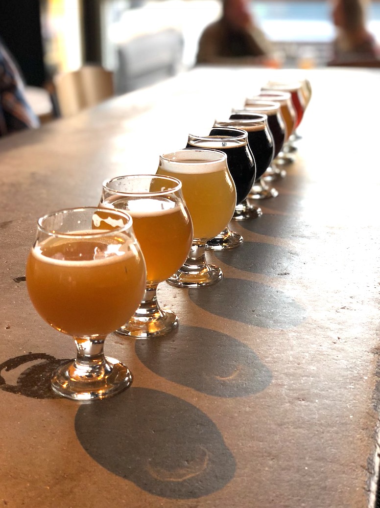 Holidaily Brewing : DTC Taproom