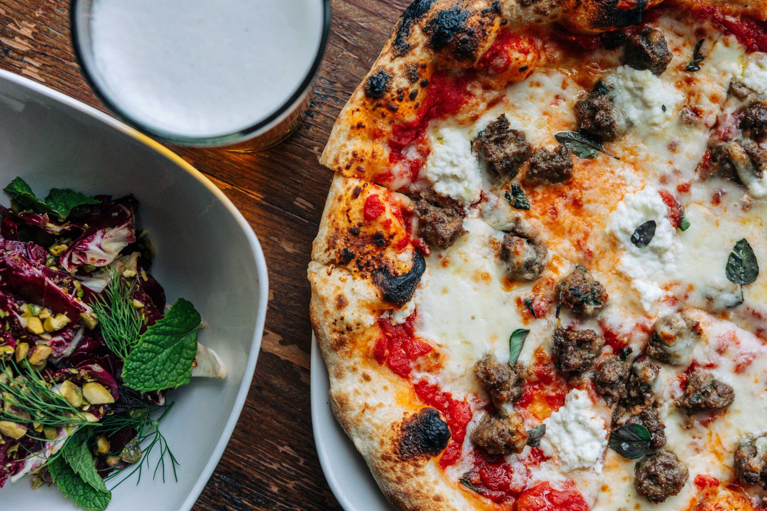 Dark Horse Bar & Eatery